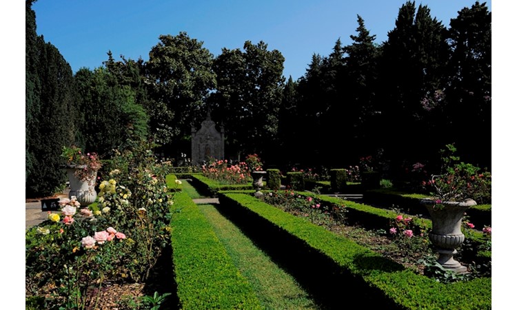 Garden of the Nogueira da Silva Museum