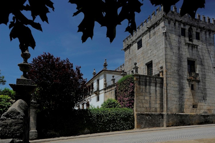 Quinta de Azevedo / Honra de Azevedo