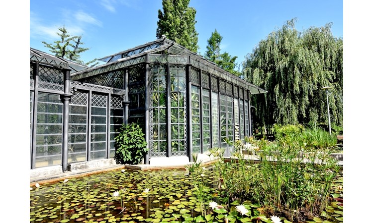 Parque do Arnado and the Riverside Gardens of Arcozelo