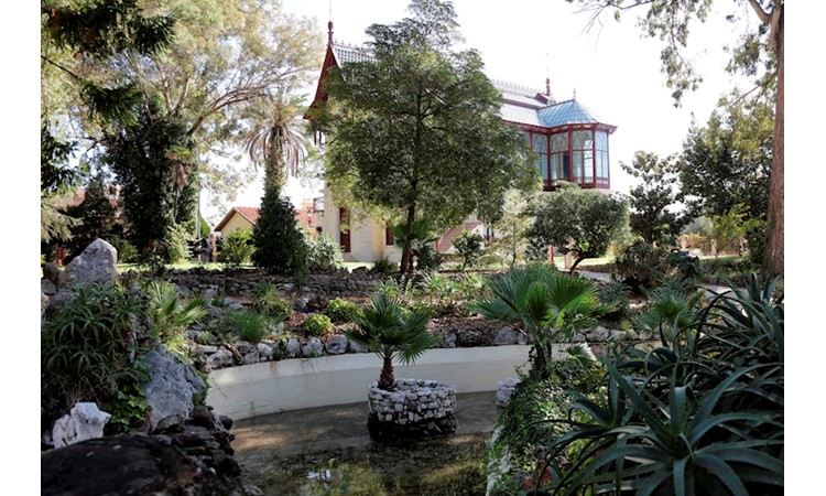 Garden of the Carlos Relvas Home-Studio