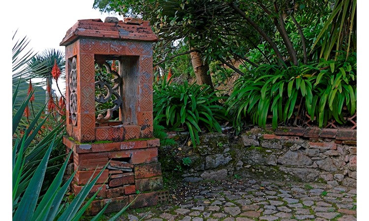 Monserrate Park