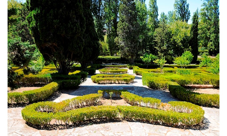 Gardens of the Palace of Queluz