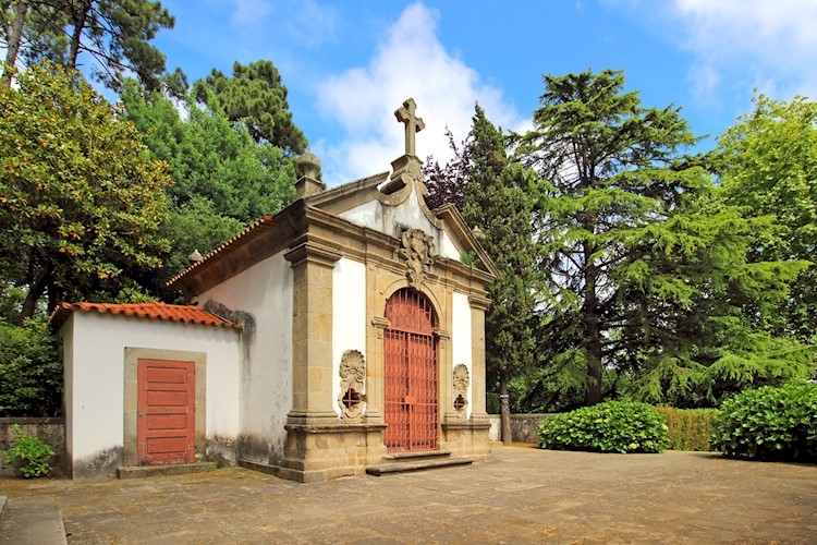 Quinta da Conceição and Quinta de Santiago
